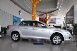 2011款大众宝来1.6L手动舒适型(EA111)