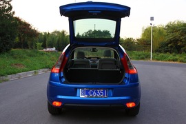 2010款雪铁龙C4试驾