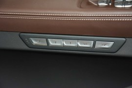 2016款宝马740Li豪华型