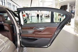 2016款宝马740Li豪华型