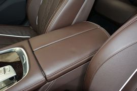 2016款宝马740Li豪华型