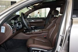 2016款宝马740Li豪华型