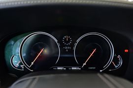 2016款宝马740Li豪华型