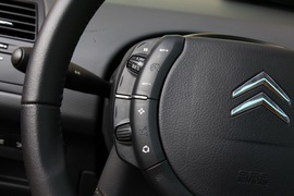 2010款雪铁龙C4试驾