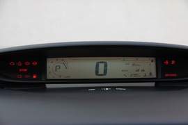 2010款雪铁龙C4试驾