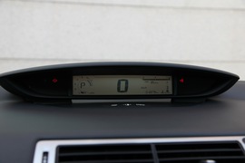 2010款雪铁龙C4试驾