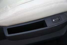 2010款雪铁龙C4试驾