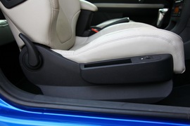 2010款雪铁龙C4试驾