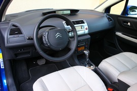 2010款雪铁龙C4试驾