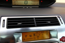 2010款雪铁龙C4试驾