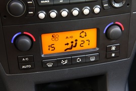 2010款雪铁龙C4试驾