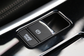 2016款本田雅阁行车使用电子手刹实验