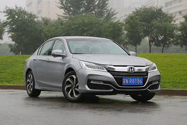 2016款本田雅阁行车使用电子手刹实验