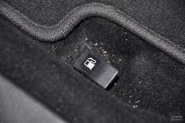 2008款斯巴鲁森林人2.5XT豪华导航型