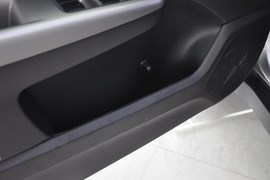 2008款斯巴鲁森林人2.5XT豪华导航型