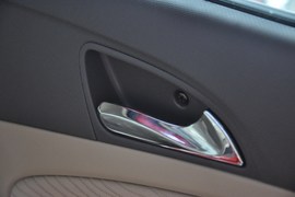 2010款现代瑞纳1.4GLS自动豪华型