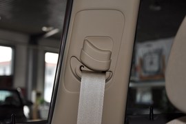 2010款现代瑞纳1.4GLS自动豪华型
