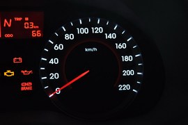 2010款现代瑞纳1.4GLS自动豪华型