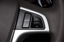 2010款现代瑞纳1.4GLS自动豪华型