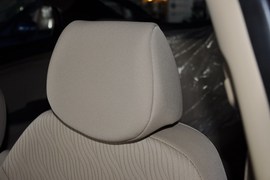 2010款现代瑞纳1.4GLS自动豪华型