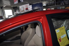 2010款现代瑞纳1.4GLS自动豪华型