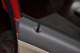 2010款现代瑞纳1.4GLS自动豪华型