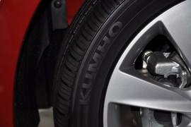 2010款现代瑞纳1.4GLS自动豪华型