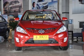 2010款现代瑞纳1.4GLS自动豪华型