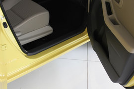 2011款雅力士广州到店实拍