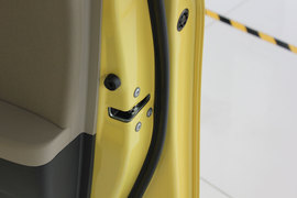 2011款雅力士广州到店实拍