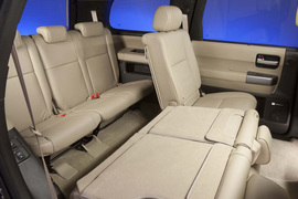 2011款丰田Sequoia红杉