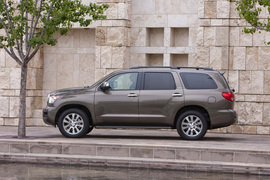 2011款丰田Sequoia红杉