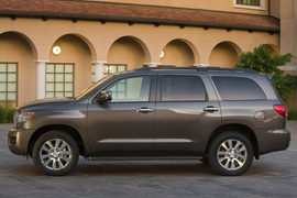 2011款丰田Sequoia红杉