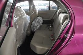 2011款雅力士到店实拍