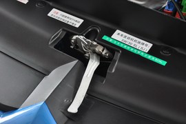 2011款雪铁龙世嘉两厢1.6L自动炫雅型