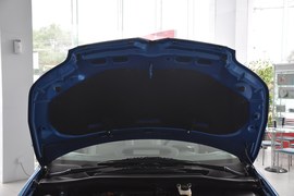2011款雪铁龙世嘉两厢1.6L自动炫雅型
