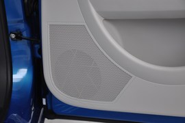 2011款雪铁龙世嘉两厢1.6L自动炫雅型