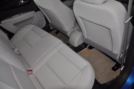 2011款雪铁龙世嘉两厢1.6L自动炫雅型