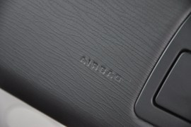 2011款雪铁龙世嘉两厢1.6L自动炫雅型