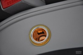 2011款雪铁龙世嘉两厢1.6L自动炫雅型
