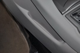 2011款雪铁龙世嘉两厢1.6L自动炫雅型