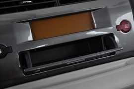 2011款雪铁龙世嘉两厢1.6L自动炫雅型