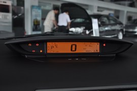 2011款雪铁龙世嘉两厢1.6L自动炫雅型