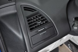 2011款雪铁龙世嘉两厢1.6L自动炫雅型