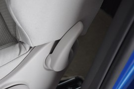 2011款雪铁龙世嘉两厢1.6L自动炫雅型