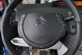 2011款雪铁龙世嘉两厢1.6L自动炫雅型