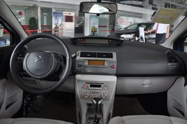 2011款雪铁龙世嘉两厢1.6L自动炫雅型