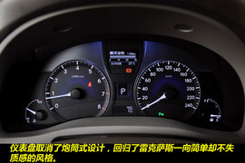 2011款雷克萨斯RX270
