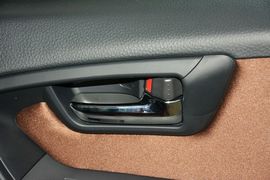 2016款铃木天语SX4