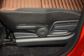 2016款铃木天语SX4